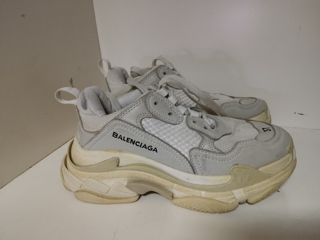 Sepatu sneaker original preloved, Fesyen Pria, Sepatu , Sneakers di ... Sepatu sneaker original preloved, Fesyen Pria, Sepatu , Sneakers di ...