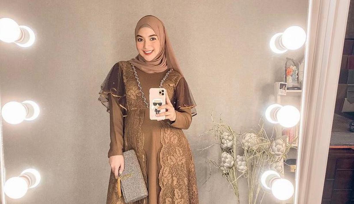43+ Baju Gamis Elegan Dan Simple, Gaya Baju Terbaru!