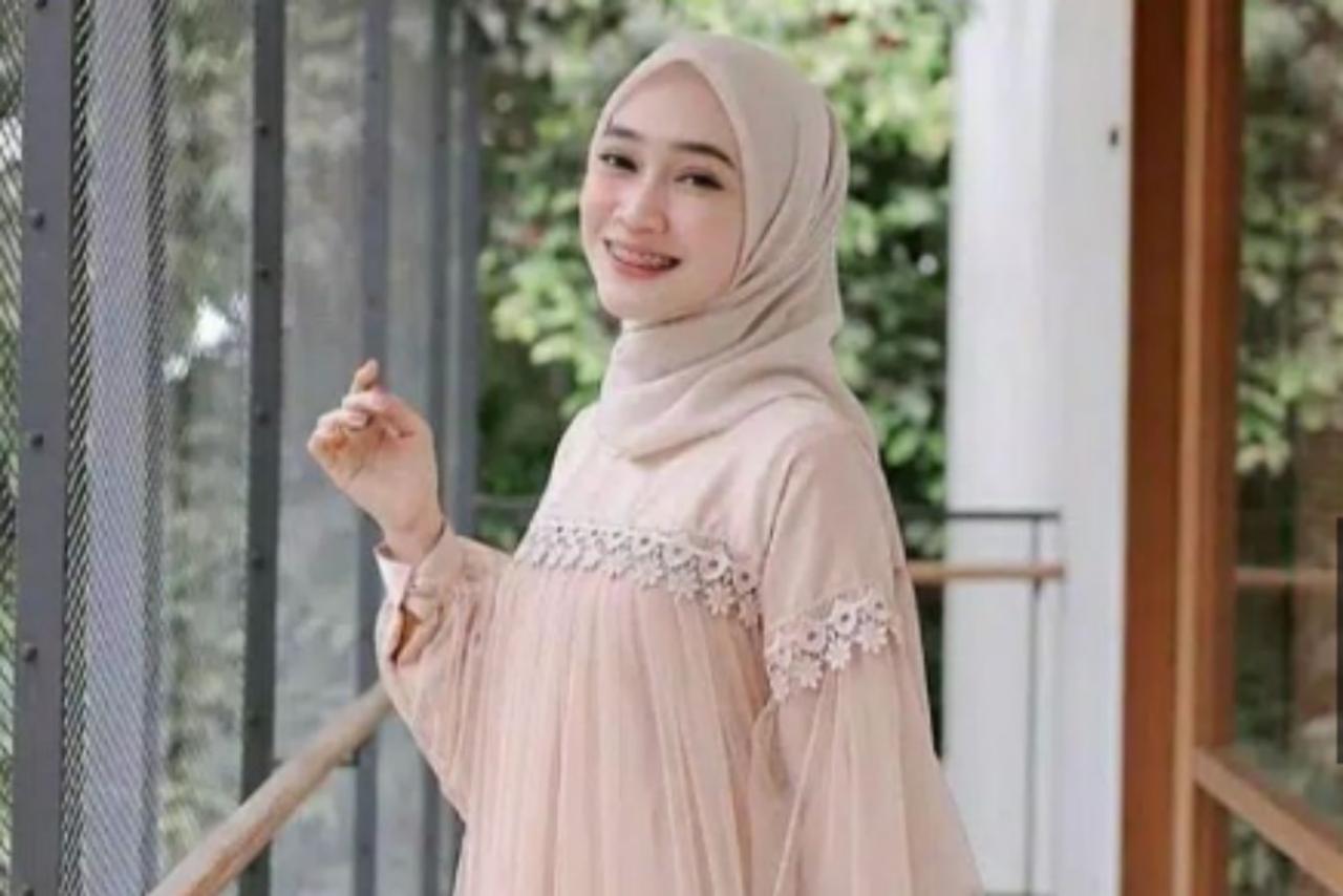 Stylish dan Kekinian, Ini Fashion Item Wajib Khusus untuk Muslimah ... Stylish dan Kekinian, Ini Fashion Item Wajib Khusus untuk Muslimah ...